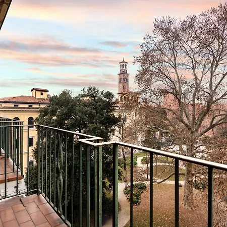 Apartment Flats4rent Lucia *